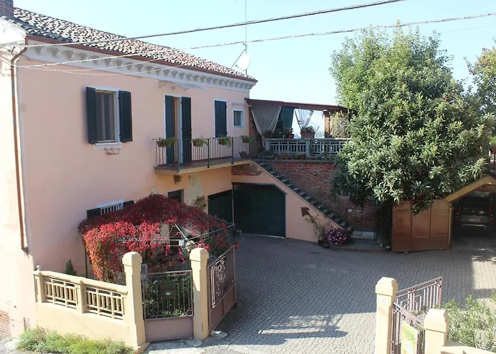 شقة La Terrazza Sul Monferrato *